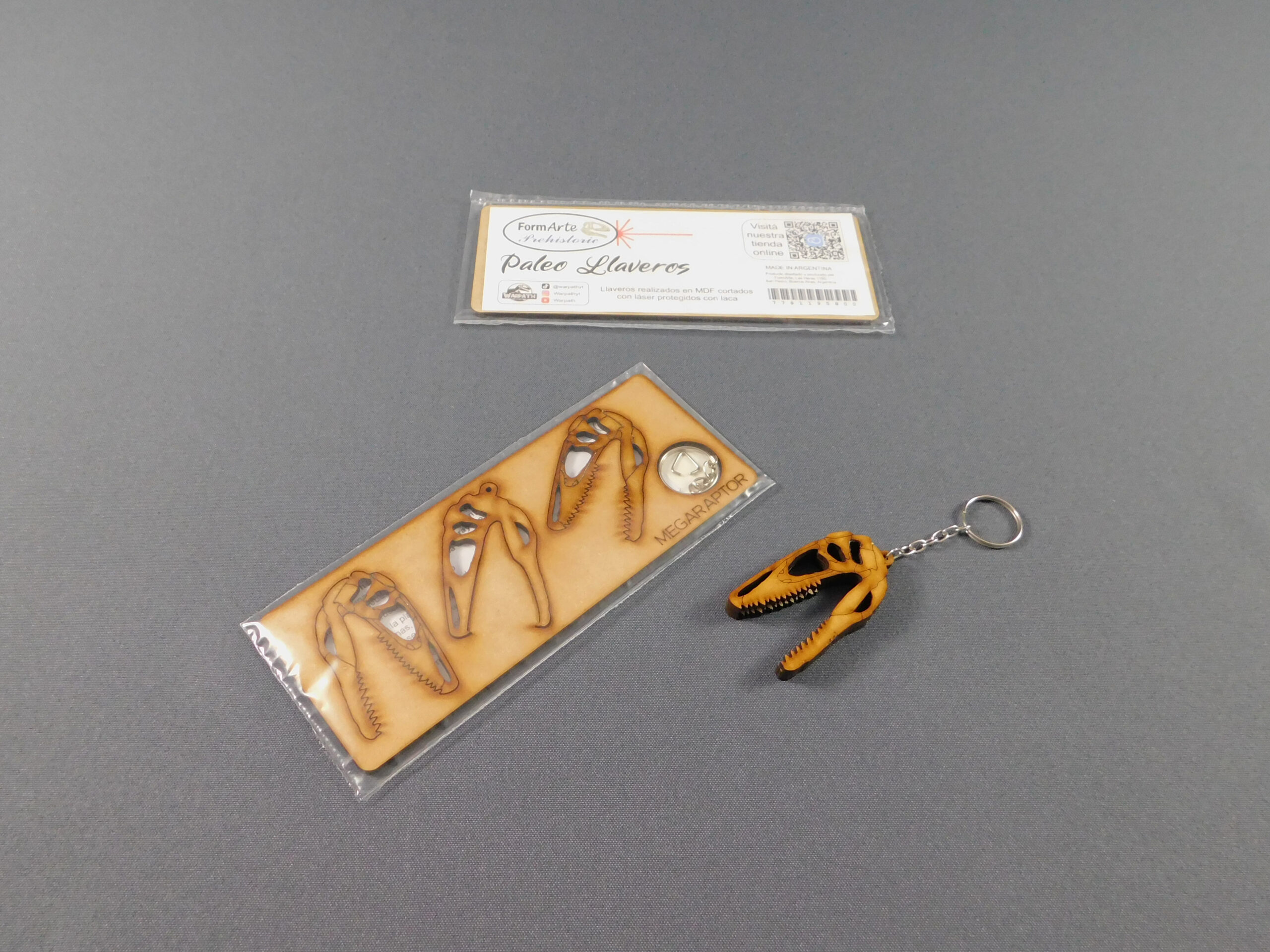 Paleo llaveros Megaraptor namunhuaiquii - Imagen 2